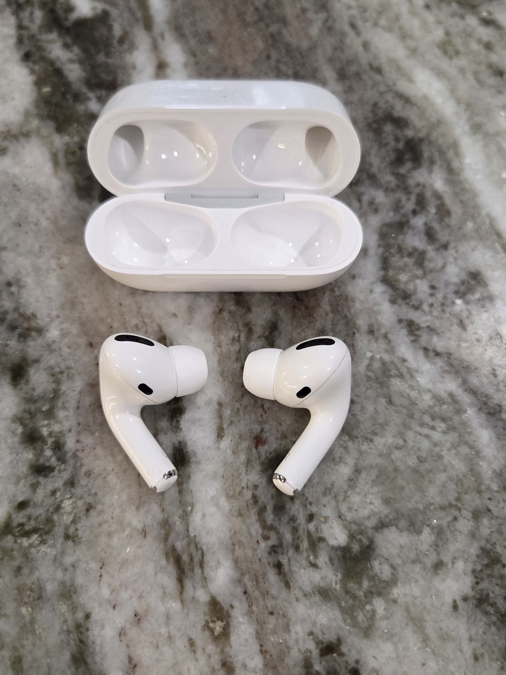 Wireless True Wireless Earbuds with Charging Case - White